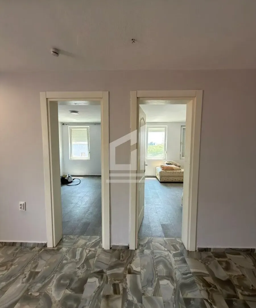 Izdavanje, dvosoban stan, 85m², Centar, Rožaje