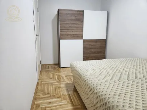 Izdavanje, dvosoban stan, 48m², Centar, Novi Sad - image 7