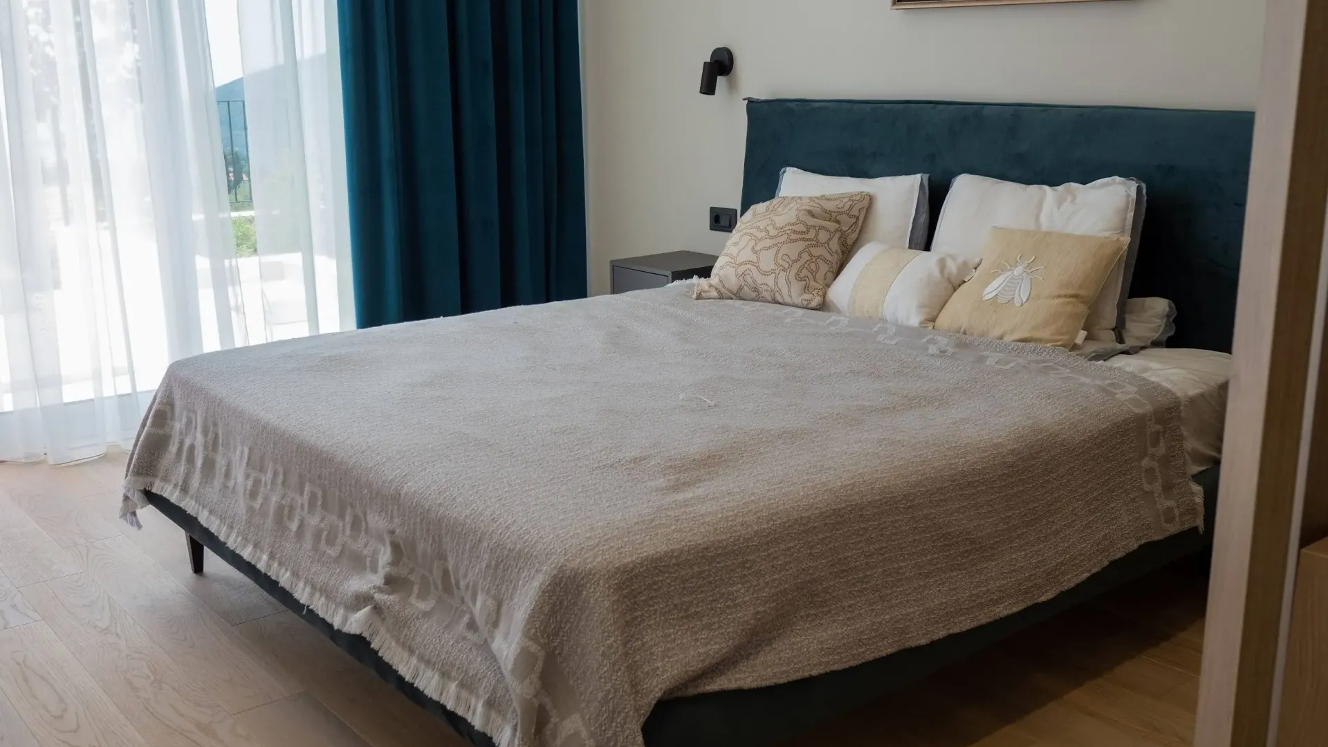 Prodaja, kuća, 320m², Herceg Novi, Crna Gora