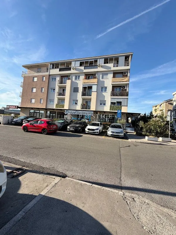 Sale, one bedroom apartment, 39m², Stari Aerodrom, Podgorica