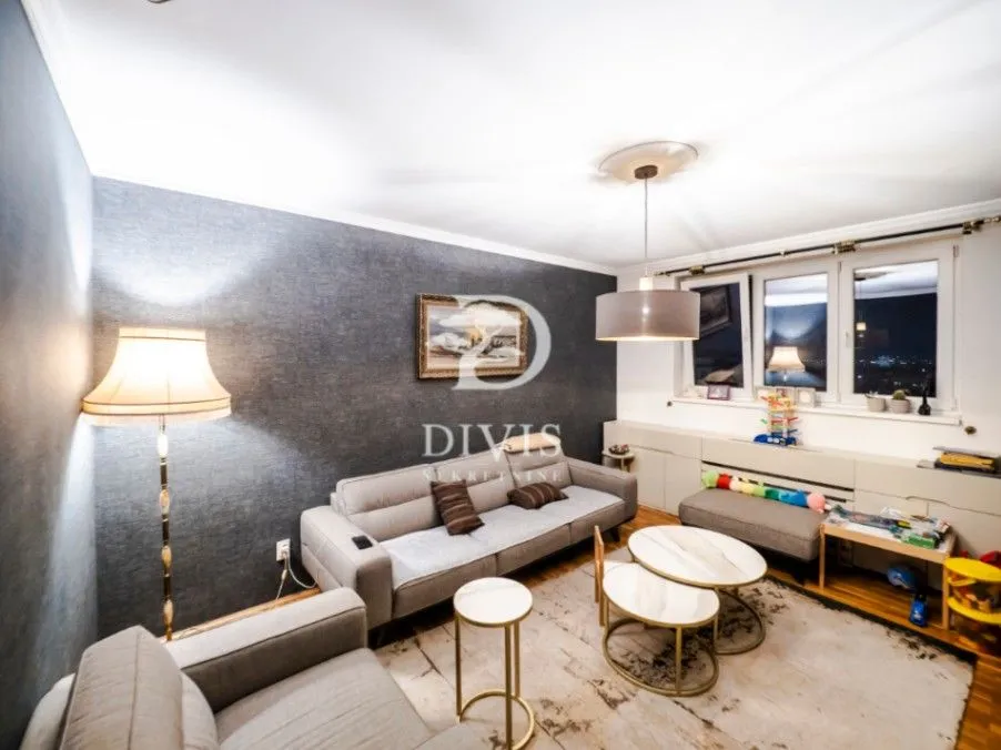 Sale, four bedroom apartment, 89m², Neimar, Vračar Sve Podlokacije
