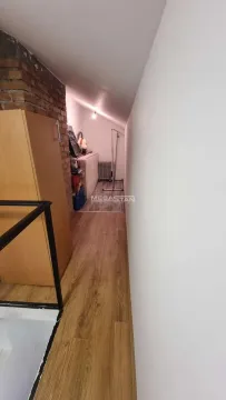Izdavanje, trosoban stan, 40m², Kalenić Pijaca, Vračar Sve Podlokacije - image 13