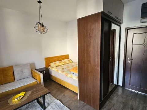 Rent, one bedroom apartment, 27m², Budva, Crna Gora - image 9