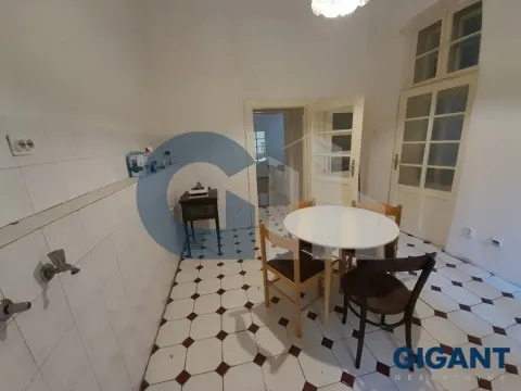 Sale, four bedroom apartment, 96m², Skadarlija, Beograd - image 8