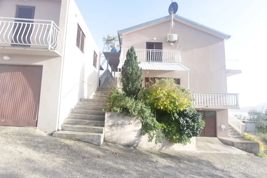 Prodaja, kuća, 240m², Kotor, Crna Gora