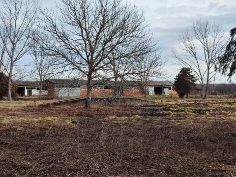 Sale, office space, 1000m², Glogovac, Jagodina