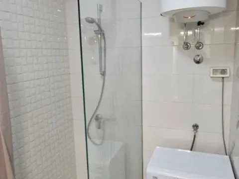 Izdavanje, jednosoban stan, 47m², City Kvart, Podgorica - image 10