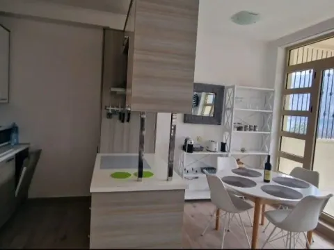 Prodaja, dvosoban stan, 82m², Prčanj, Kotor - image 6