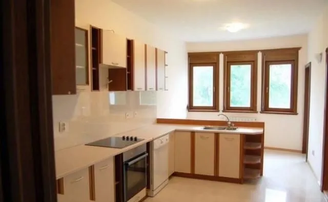 Izdavanje, četvorosoban stan, 200m², Savski Venac, Beograd