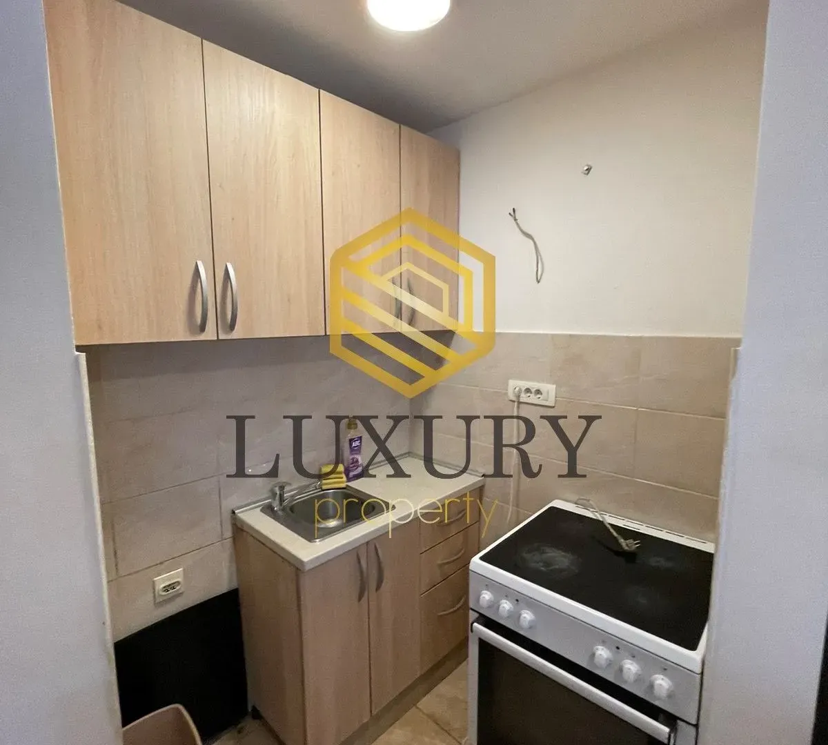 Izdavanje, jednosoban stan, 35m², Podgorica, Crna Gora