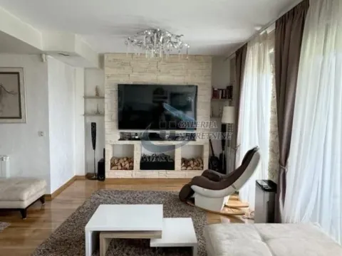 Prodaja, četvorosoban stan, 270m², Skojevsko Naselje, Beograd - image 4