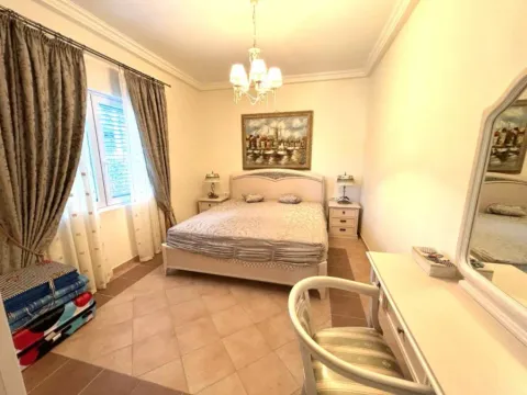 Prodaja, kuća, 295m², Radovići, Tivat - image 9