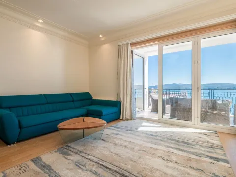 Prodaja, dvosoban stan, 123m², Porto Montenegro, Tivat - image 2