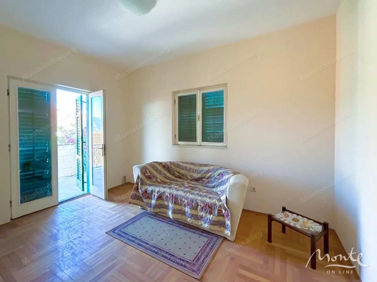 Prodaja, kuća, 252m², Topla, Herceg Novi