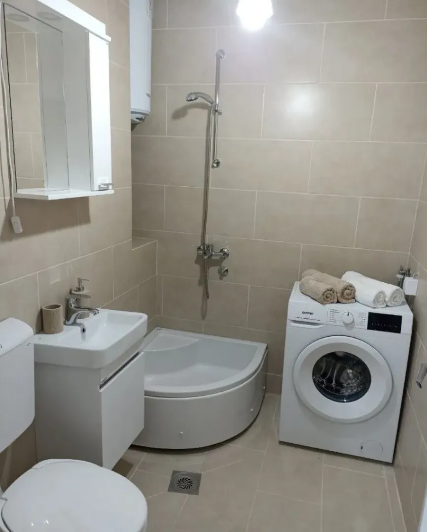 Prodaja, garsonjera, 24m², Gintaš, Podgorica