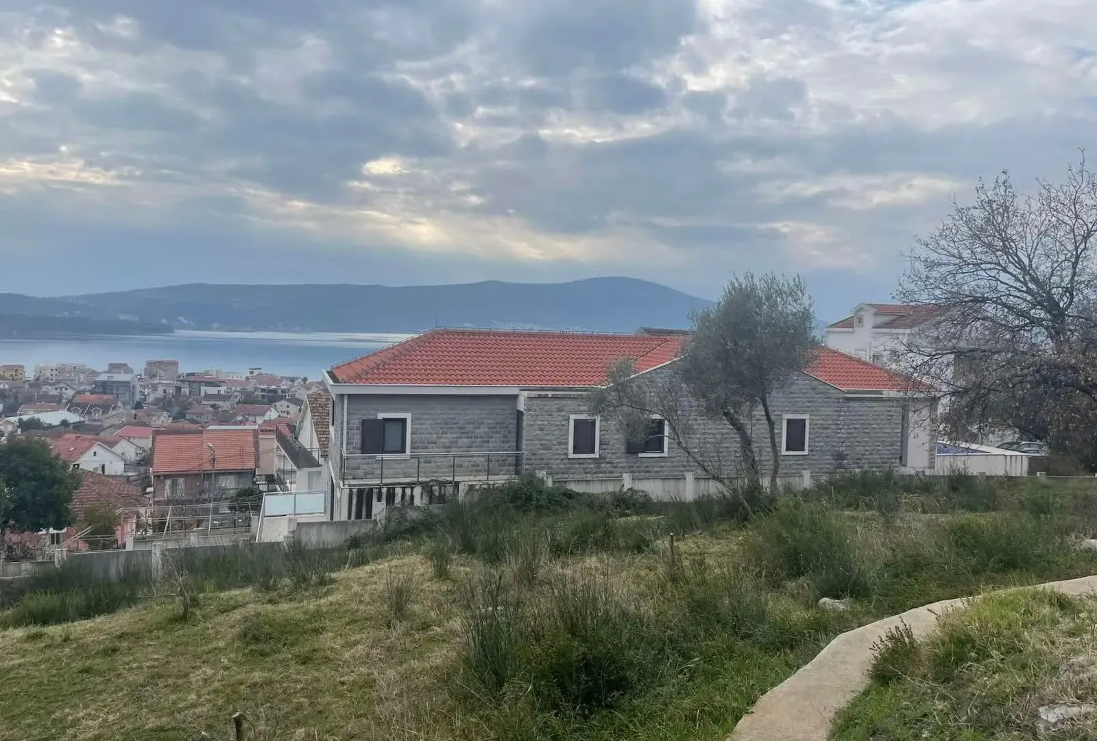 Prodaja, kuća, 341m², Kalimanj, Tivat