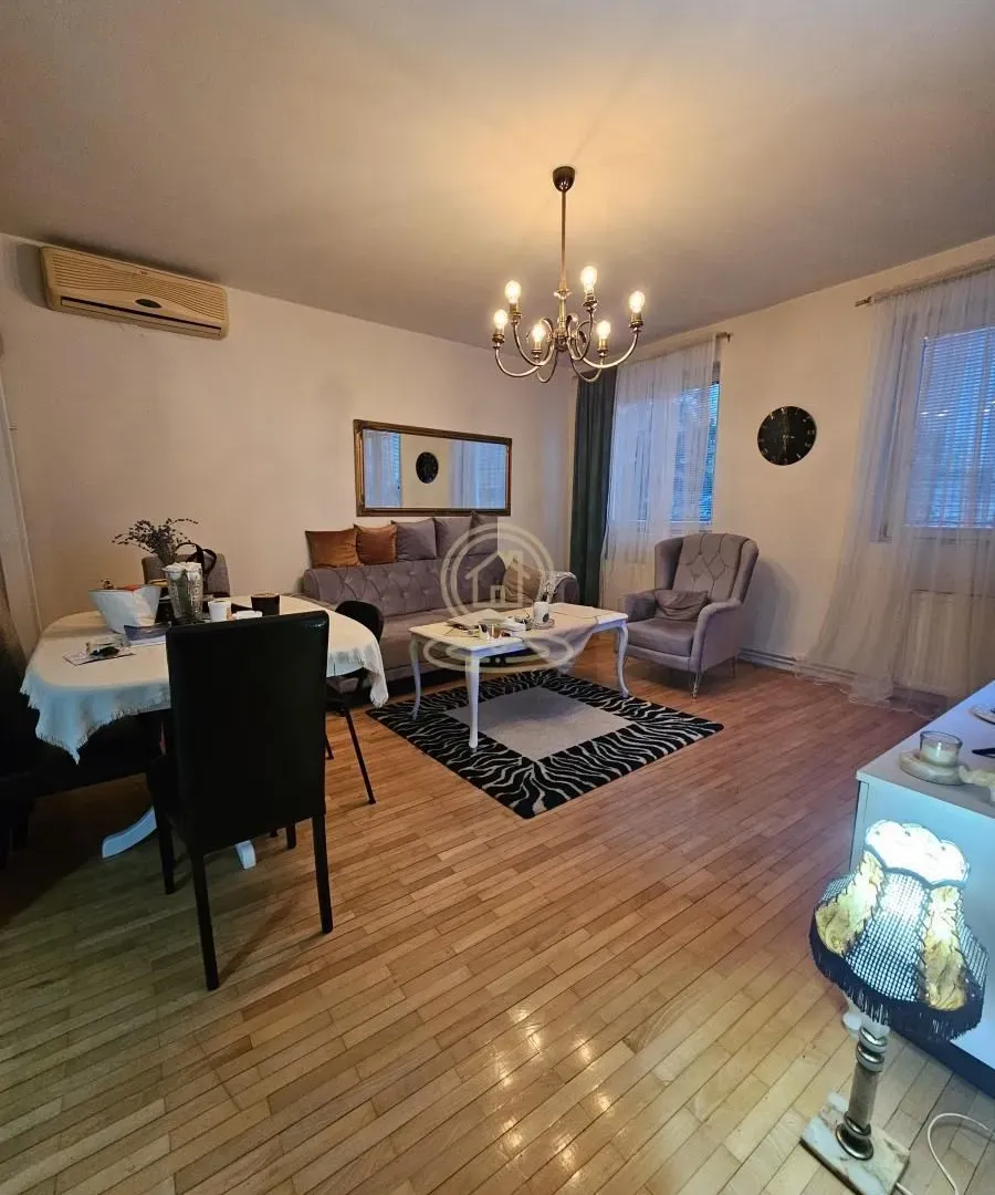 Rent, three bedroom apartment, 65m², Centar, Kragujevac
