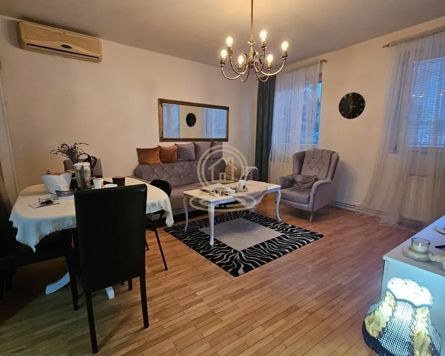 Rent, three bedroom apartment, 65m², Centar, Kragujevac