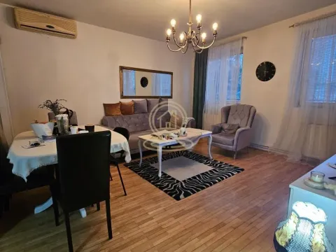 Rent, three bedroom apartment, 65m², Centar, Kragujevac - image 1