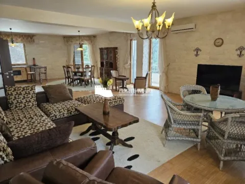 Prodaja, trosoban stan, 146m², Sveti Stefan, Budva - image 6