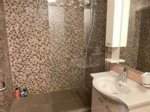 Prodaja, dvosoban stan, 63m², Lazi, Budva - image 10