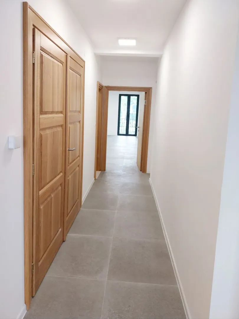 Rent, office space, 120m², Centar, Podgorica