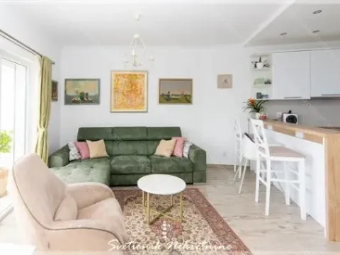 Prodaja, trosoban stan, 70m², Baošići, Herceg Novi - image 8