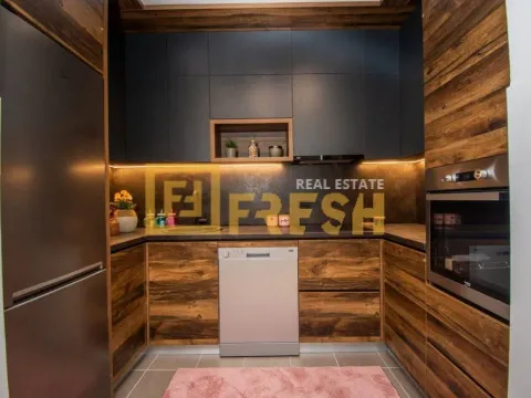 Izdavanje, dvosoban stan, 70m², Donja Gorica, Podgorica - image 12