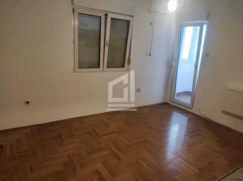 Rent, one bedroom apartment, 25m², Krivi Most, Podgorica - image 3