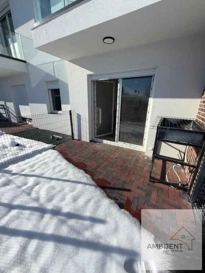 Prodaja, jednosoban stan, 39m², Stara Pazova, Srbija