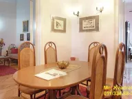 Prodaja, kuća, 170m², Zemun Centar, Zemun Sve Podlokacije - image 3