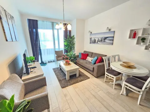 Rent, one bedroom apartment, 57m², Budva, Crna Gora - image 3