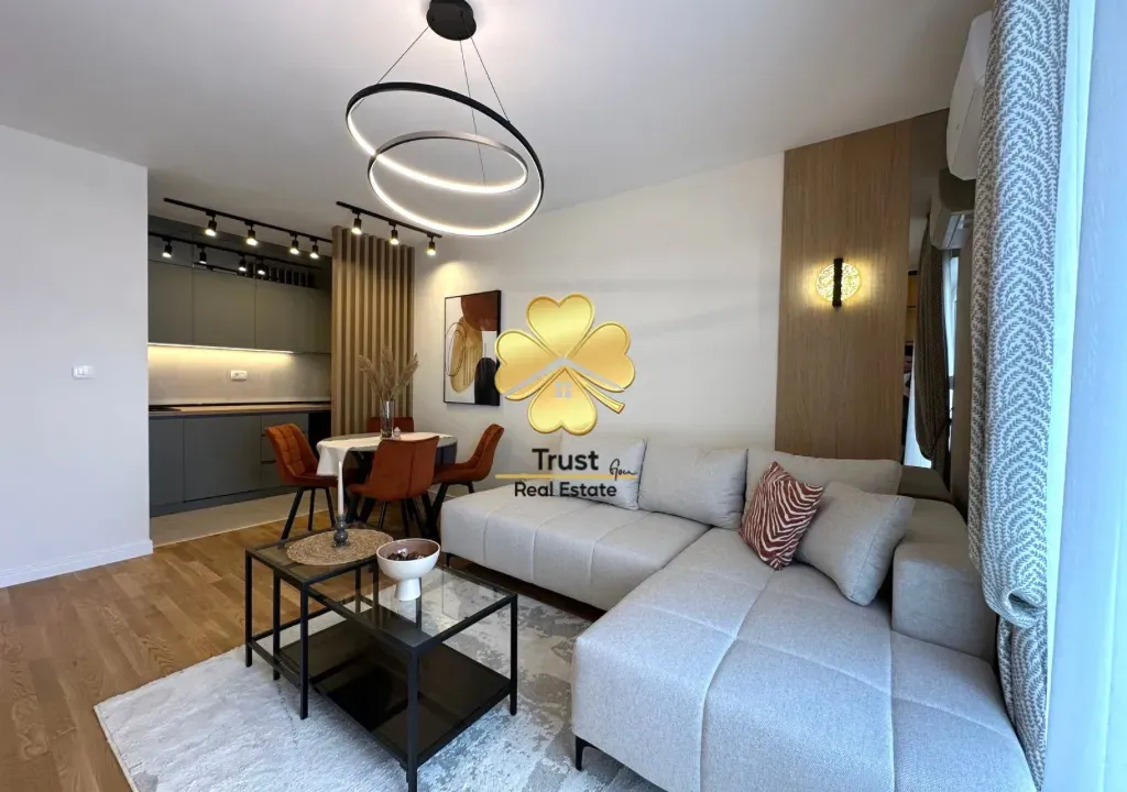 Izdavanje, jednosoban stan, 45m², Pobrežje, Podgorica