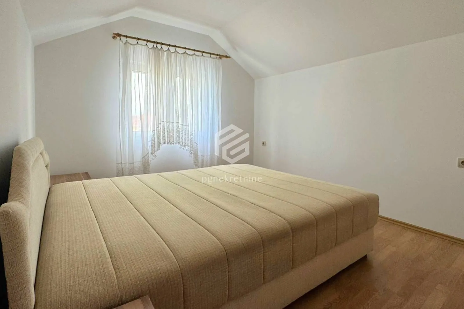 Rent, two bedroom apartment, 70m², Dalmatinska ulica, Podgorica
