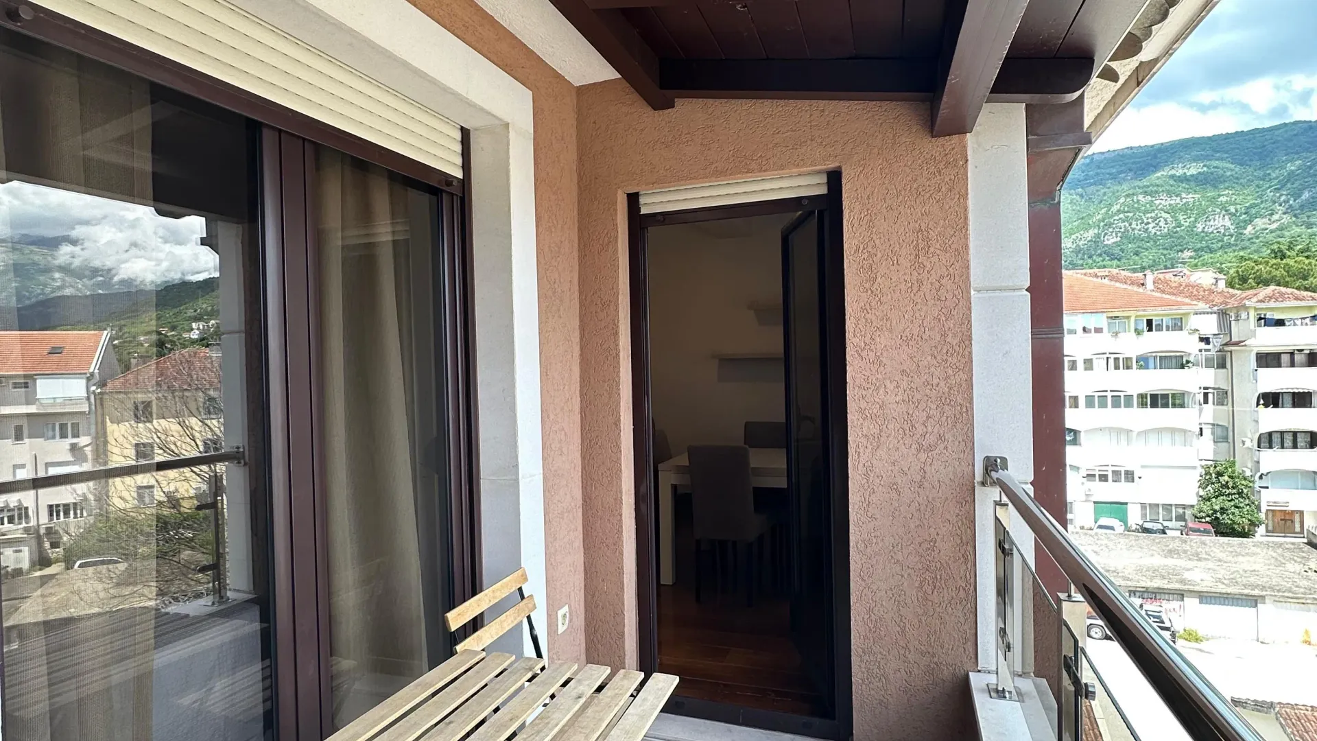 Rent, one bedroom apartment, 48m², Centar, Tivat