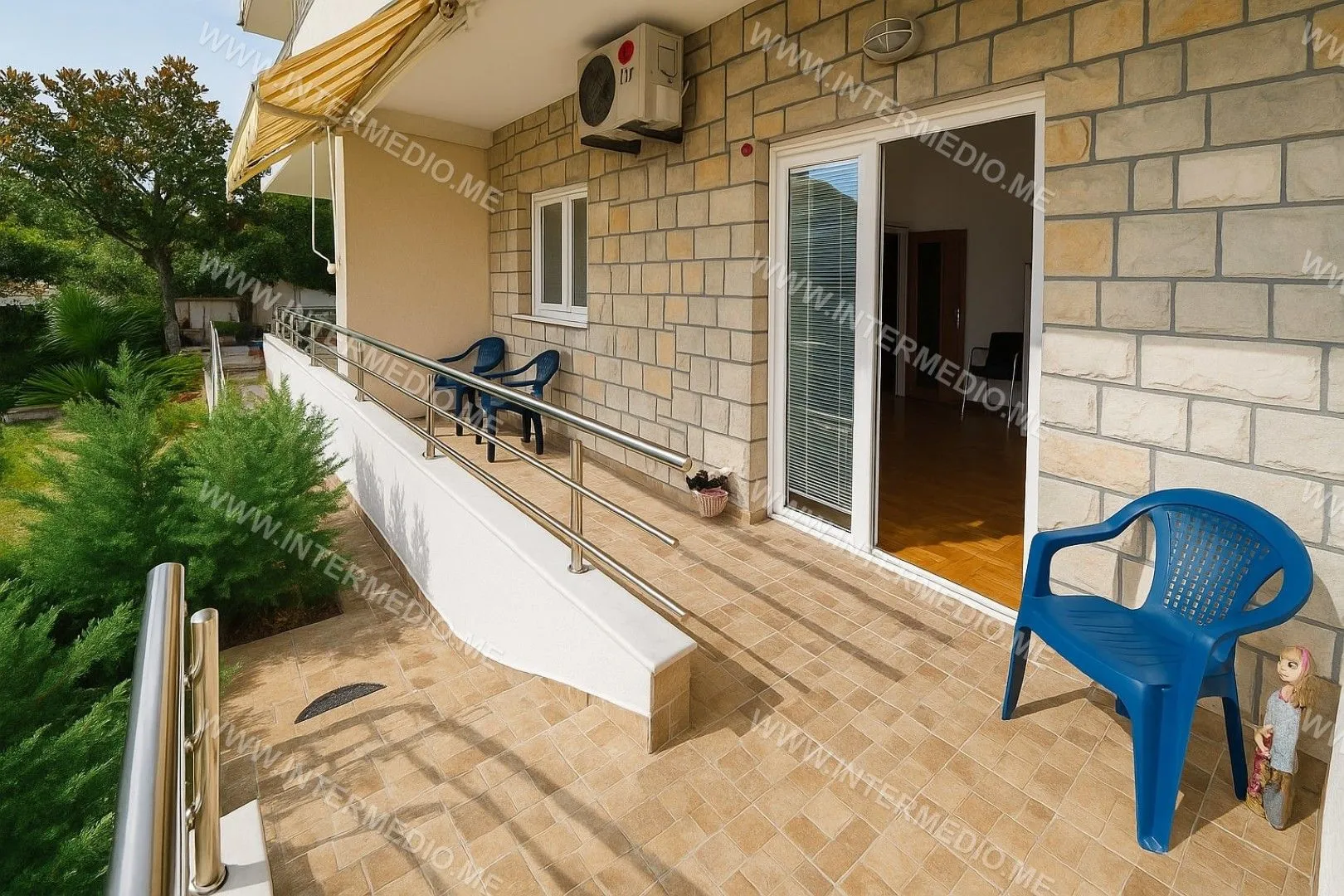 Prodaja, dvosoban stan, 68m², Đenovići, Herceg Novi