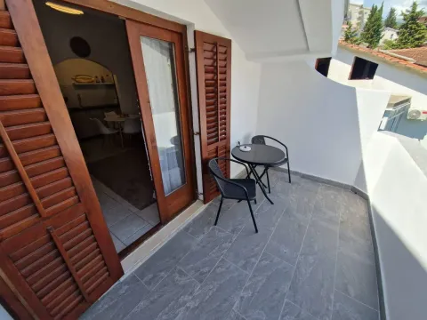 Sale, one bedroom apartment, 39m², Babin Do, Budva - image 2
