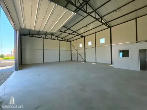 Rent, office space, 205m², Batajnica, Beograd - image 4