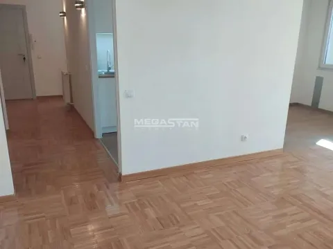 Izdavanje, trosoban stan, 75m², Novi Beograd Blok 63, Novi Beograd Sve Podlokacije - image 5