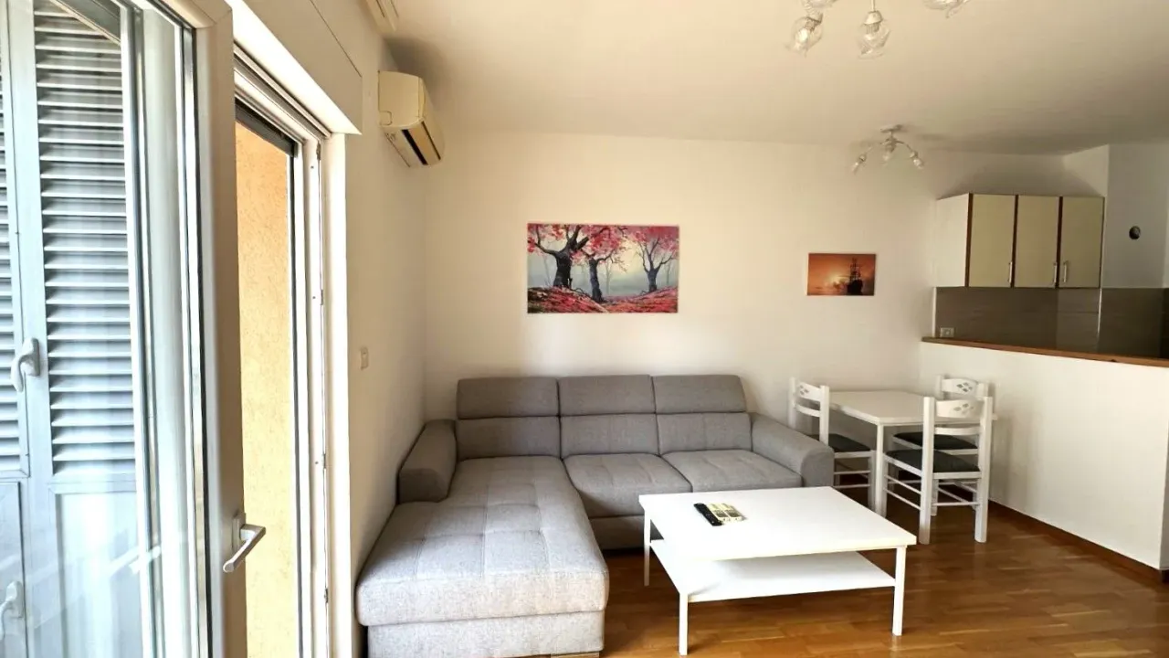 Rent, one bedroom apartment, 50m², City Kvart, Podgorica