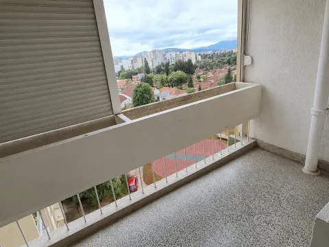 Sale, one bedroom apartment, 47m², Gintaš, Podgorica - image 9