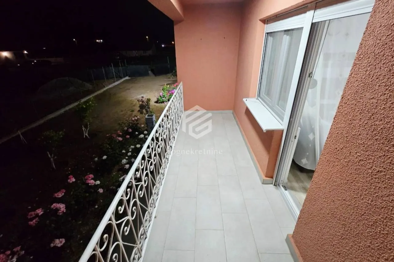 Rent, two bedroom apartment, 104m², Tološi, Podgorica