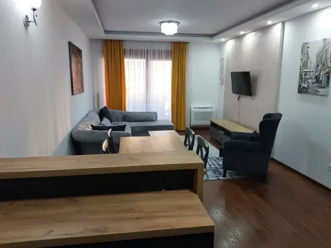 Izdavanje, dvosoban stan, 77m², Master Kvart, Podgorica - image 4