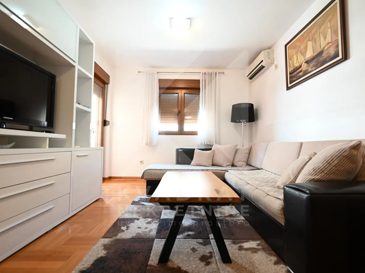 Prodaja, jednosoban stan, 44m², Stari Aerodrom, Podgorica
