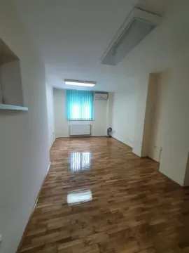 Rent, office space, 125m², Bulevar Evrope, Novi Sad Sve Podlokacije - image 9