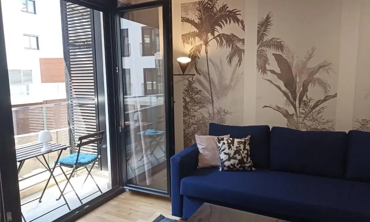 Izdavanje, jednosoban stan, 46m², Centar, Tivat