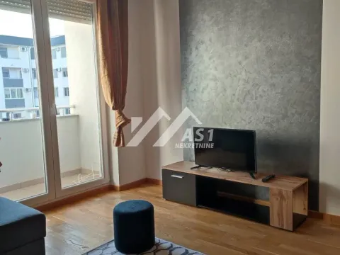 Izdavanje, dvosoban stan, 42m², Sajam, Novi Sad Sve Podlokacije - image 4