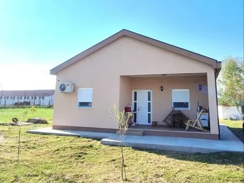 Sale, house, 82m², Velje Brdo, Podgorica - image 1