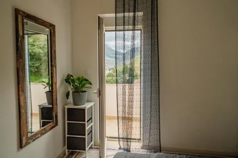 Prodaja, dvosoban stan, 44m², Muo, Kotor - image 5