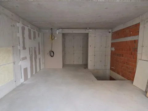 Izdavanje, poslovni prostor, 120m², Pobrežje, Podgorica - image 3